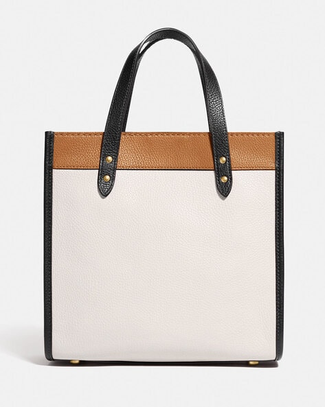 Coach/Swing pack purse/ White & silky texture!! | Vintage coach bags, Coach  leather bag, Coach purses