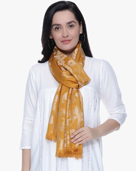 Scarves and glitters online on sale shopping