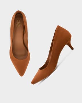 tan pointed toe heels