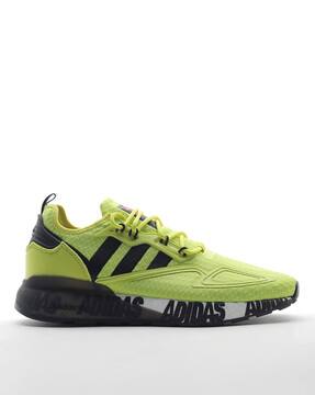 -288Wx360H-410279789-ayellow-