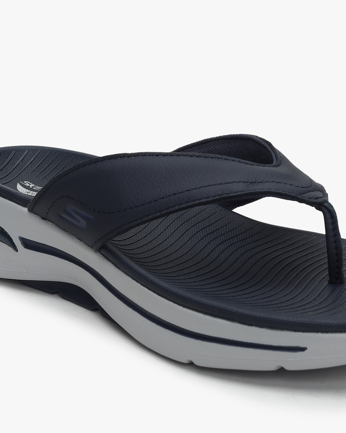 Skechers men go walk sandals size 11, Men's Fashion, Footwear, Sneakers on  Carousell