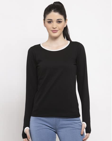 Round-Neck T-shirt with Thumb Hole