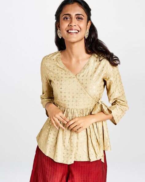 Min 80% off Kurtis, Dresses, Heels