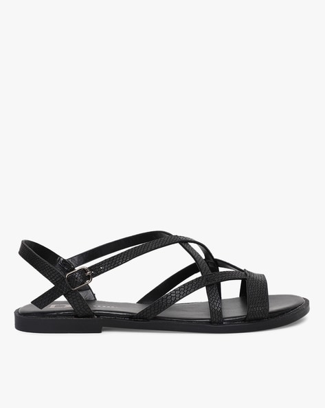 Black sandal with cheap pearls