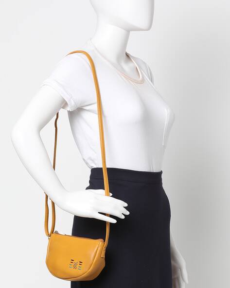 baggit mustard sling bag