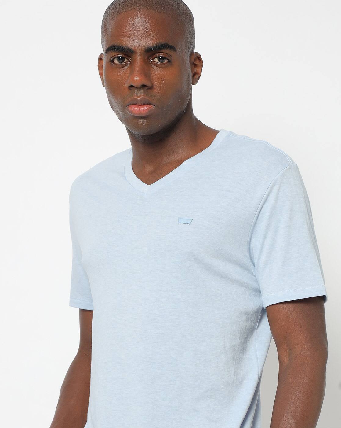 Buy Blue Tshirts for Men by LEVIS 