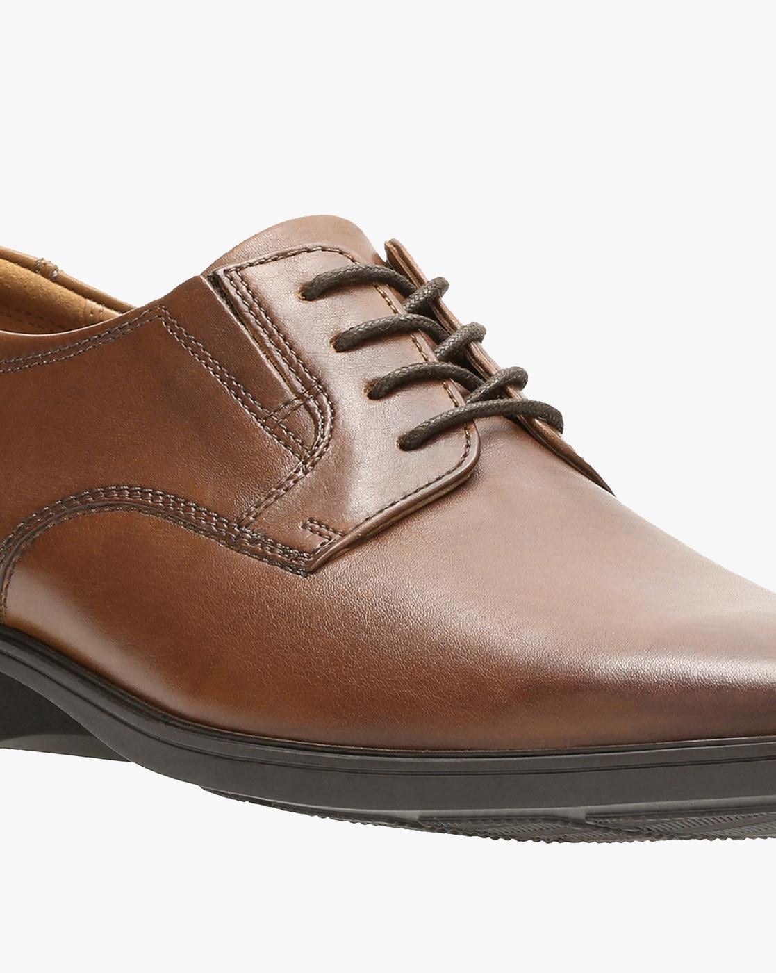 Dark tan hot sale mens shoes