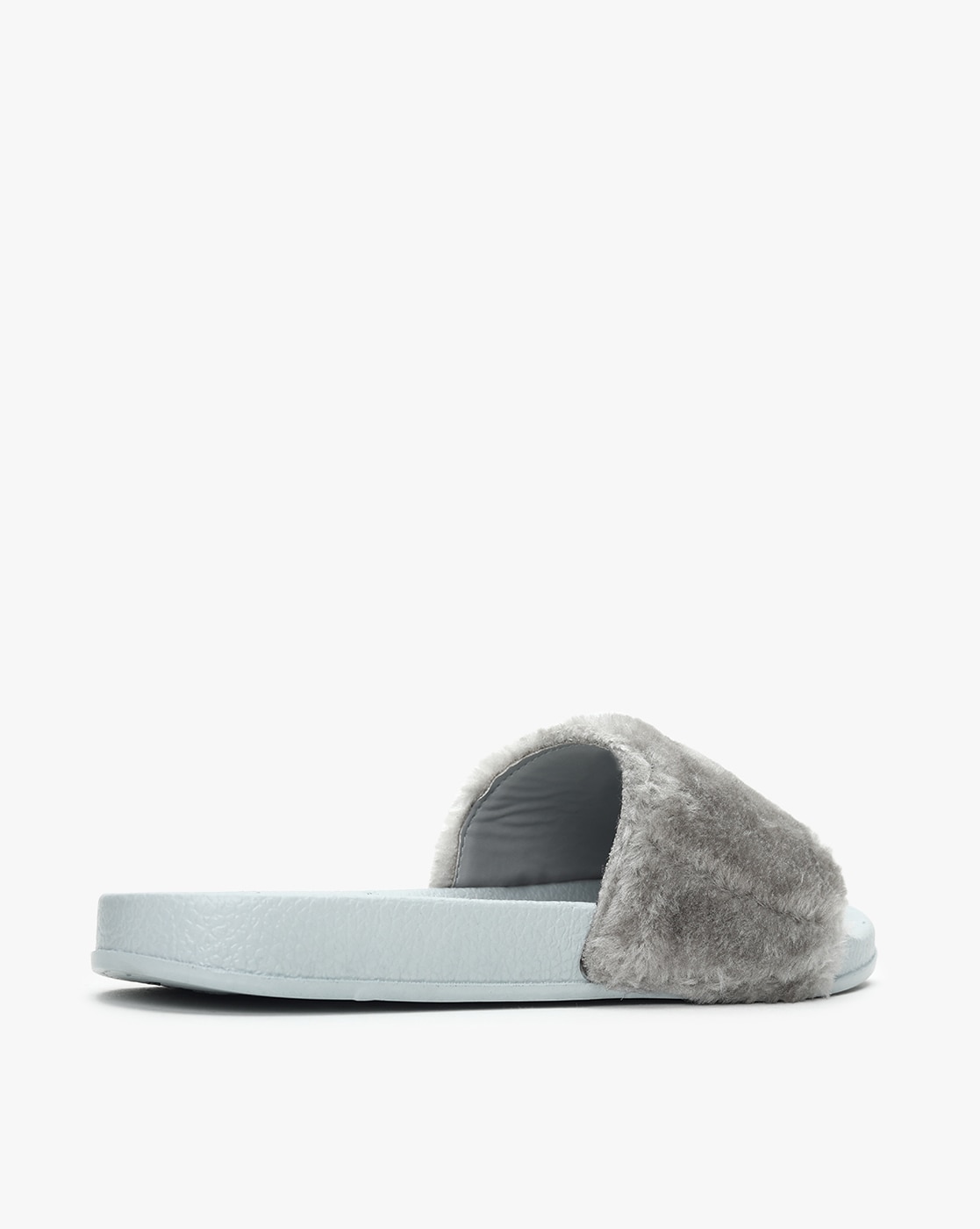 Fluffy best sale slider slipper