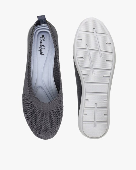 Dark grey 2025 flat shoes