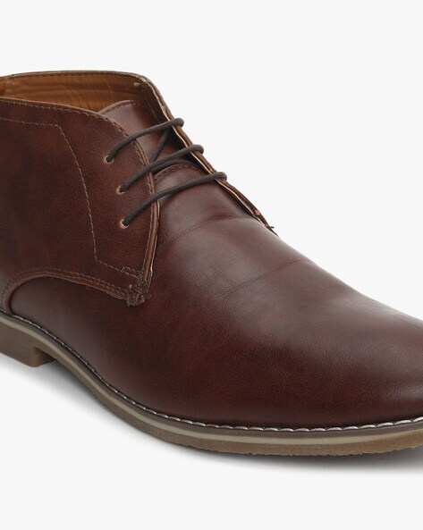 Chukka boots red tape sale