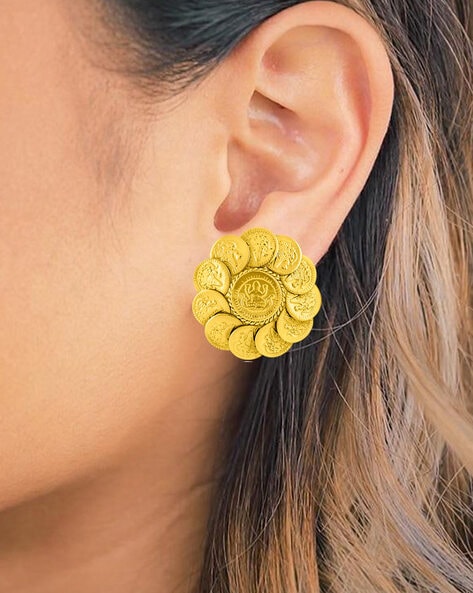 Buy Fida Traditional Antique Gold Floral Stud Earrings Online At Best Price  @ Tata CLiQ