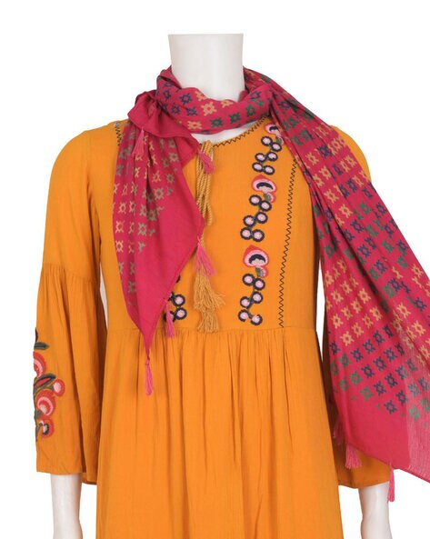 Stole with Geometric Detail Price in India