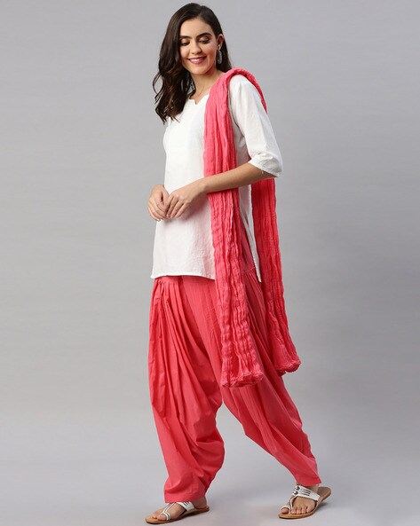 Buy SOCH Women White Embroidered Single Pants (XL) Online at Best Prices in  India - JioMart.