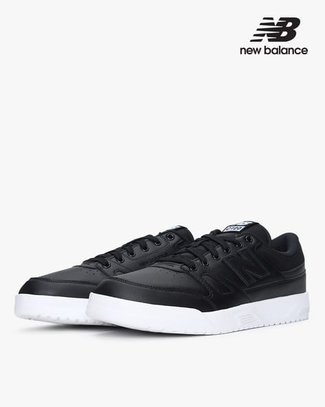 CT 20 Lace-Up Running Shoes