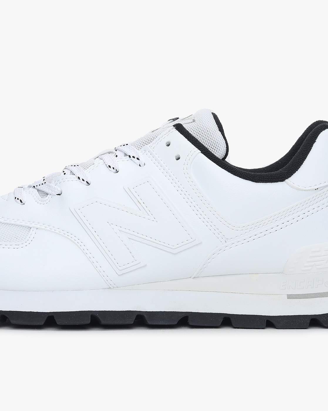 new balance white runners