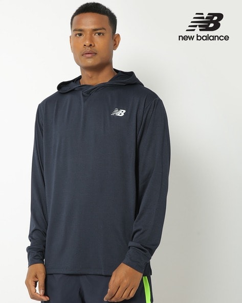 New balance full store sleeve t shirt