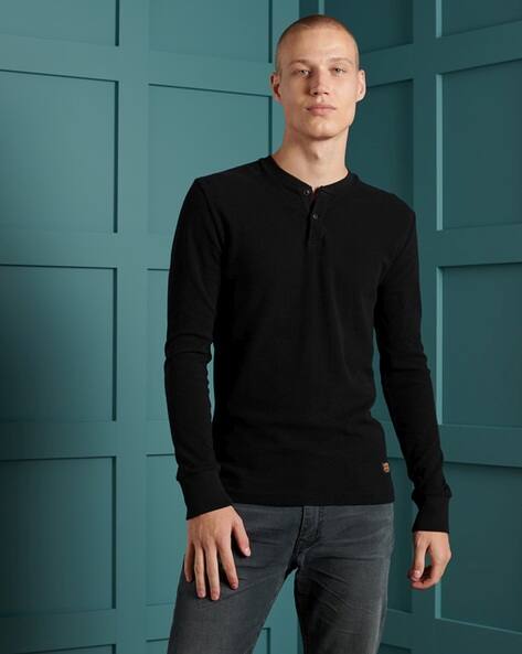 Buy Black Tshirts for Men by SUPERDRY 