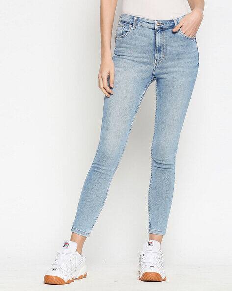 light colored jeggings