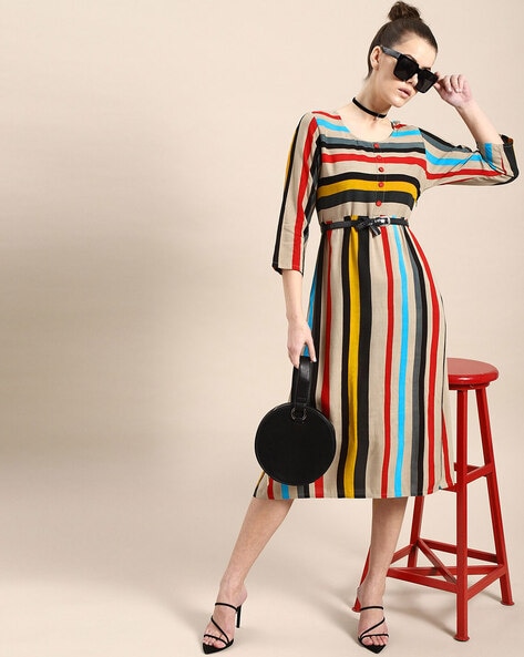 dresses with horizontal lines