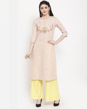 Women's Ethnic Wear Online: Low Price 
