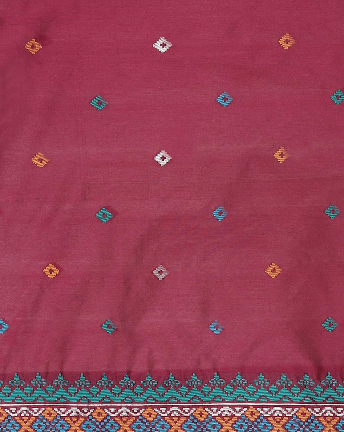 Buy Magenta Sarees for Women by AARRAH Online