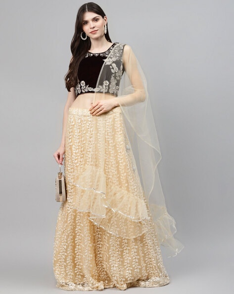 Serraw Women's Pure Kanjiveram Silk Lehenga Choli With Gold Zari Pattu and  Dupatta (Maroon) : Amazon.in: Fashion