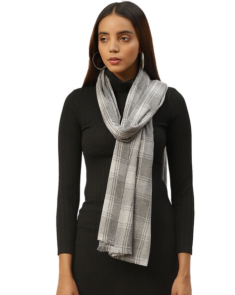 Checked Stole with Frayed Hems Price in India