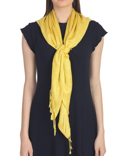 Checked Scarf with Tassels Price in India