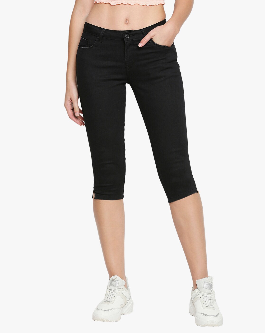 black denim capris