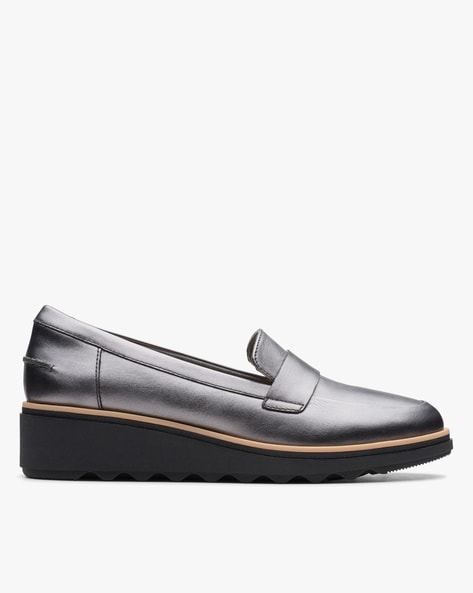 Clarks platform clearance loafers