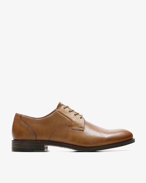 clarks tan formal shoes