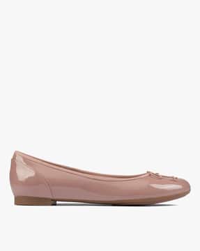 clarks pink flats
