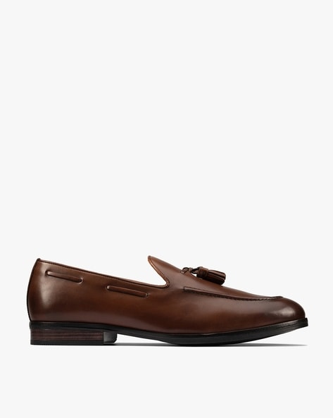 Clarks brown shop loafers mens