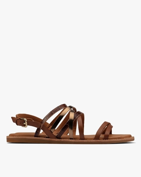 sandals with buckle closure