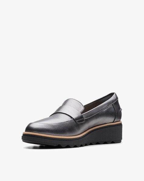 clarks platform loafers