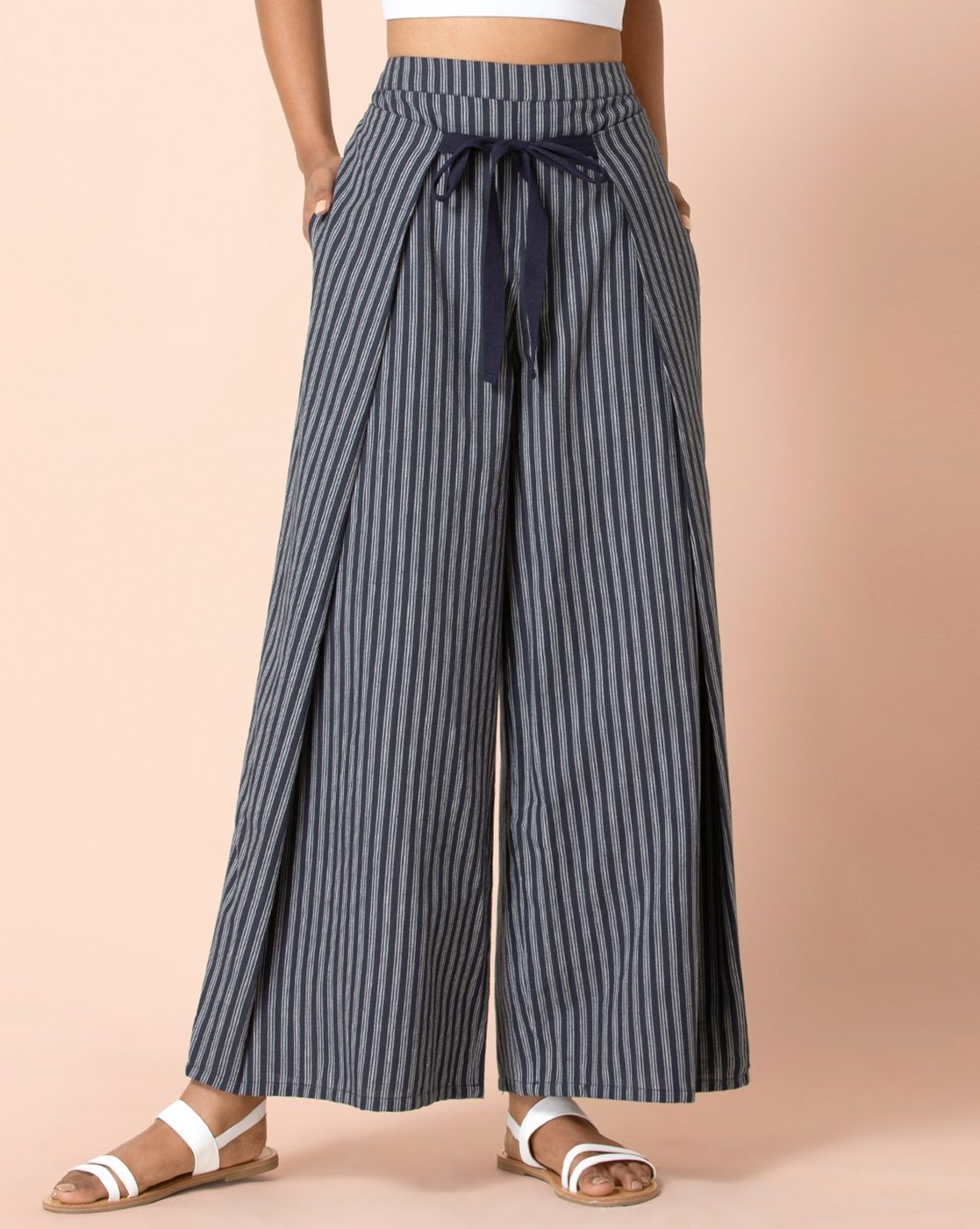 Wide leg palazzo trousers with tie waist Color blue jeans - SINSAY -  1868B-55J