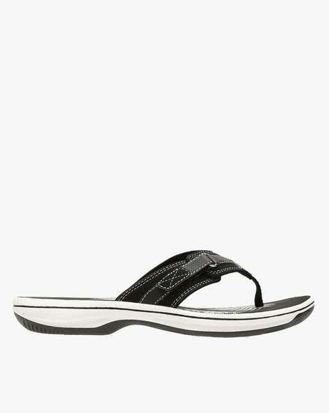 Clarks Printed Thong-Strap Sandals