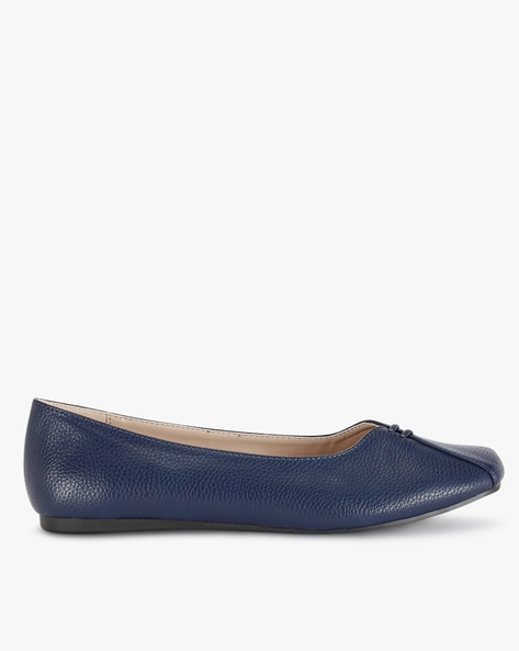 Ceriz Textured Square-Toe Slip-On Shoes