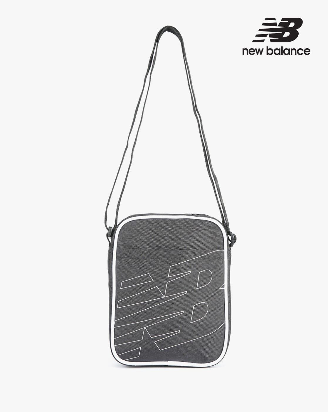 BRIEFING × New Balance AT MESSENGER BAG BRIEFING × New Balance AT MESSENGER BAG Amazon.com: New Balance