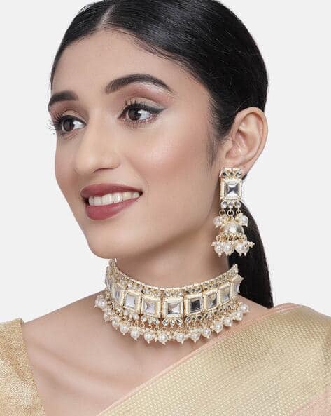 ZAVERI PEARLS 