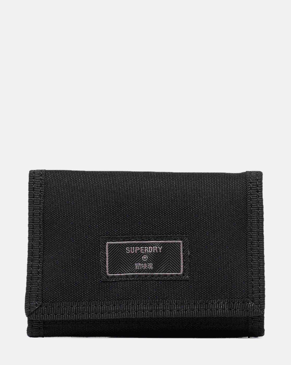 -1117Wx1400H-410294887-02a-