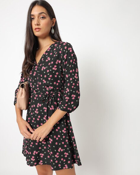 Floral Print A-line Wrap Dress with Tie-Up