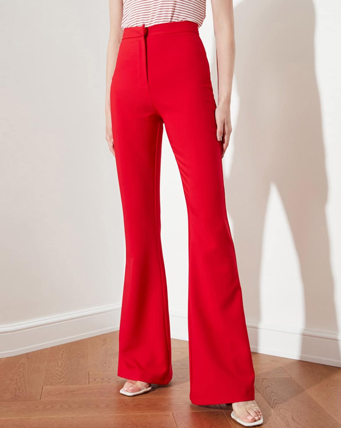 High-waist, flared trousers - Red | Guts & Gusto