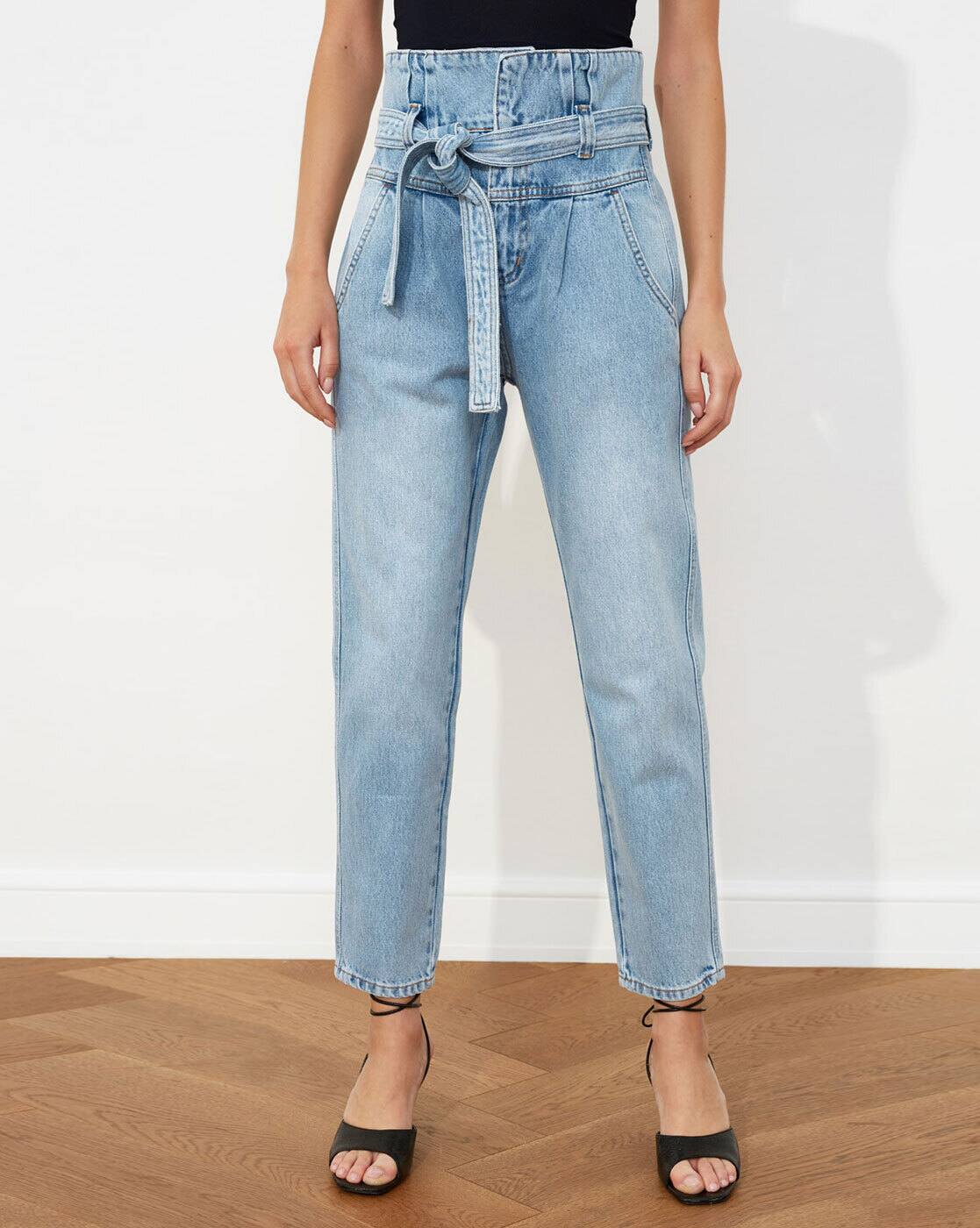 Buy Blue Jeans \u0026 Jeggings for Women by TRENDYOL Online | Ajio.com