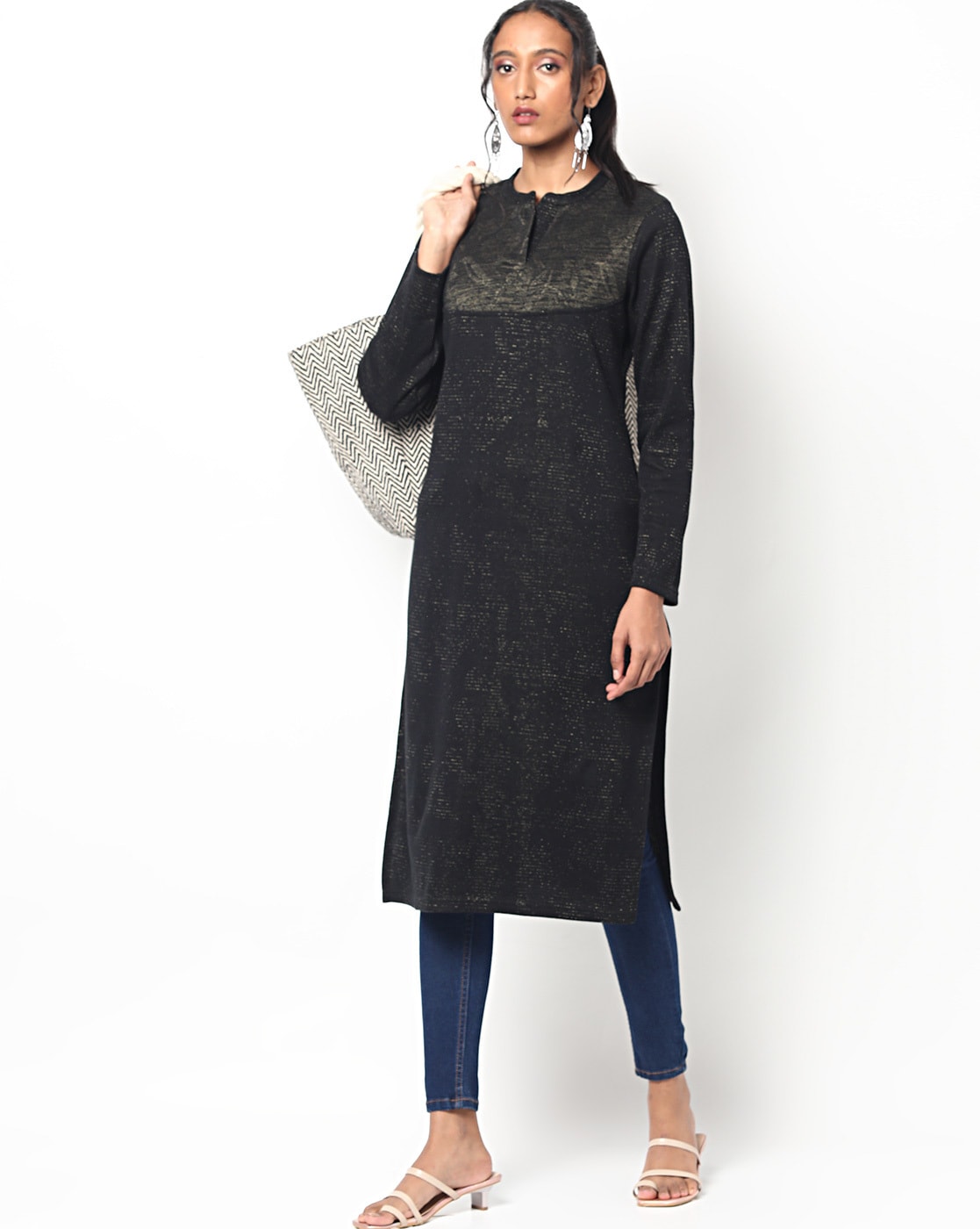 Buy AVAASA Snowflake Print Round-Neck Straight Kurti with Embroidery Work  (X-Large) at Amazon.in