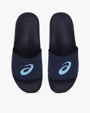 Flip Flops for Men Online from Luxury Brands Up to 30 Off AJIO LUXE