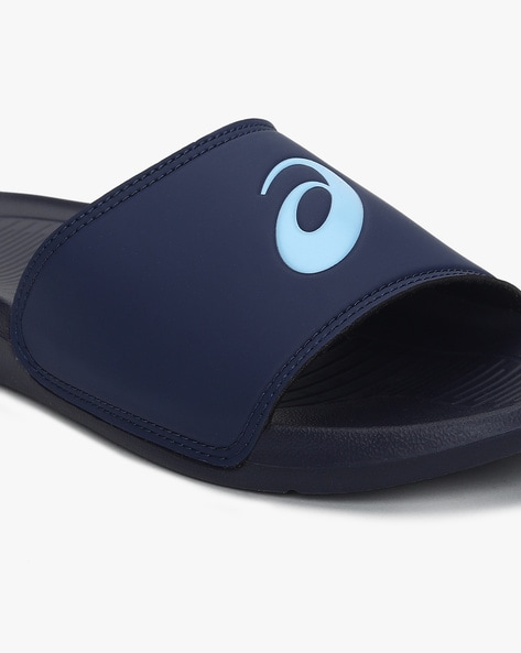 Flip Flops for Men Online from Luxury Brands Up to 30 Off AJIO LUXE