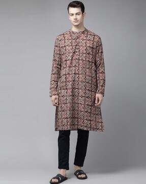 Floral Print Long Kurta with Patch Pocket
