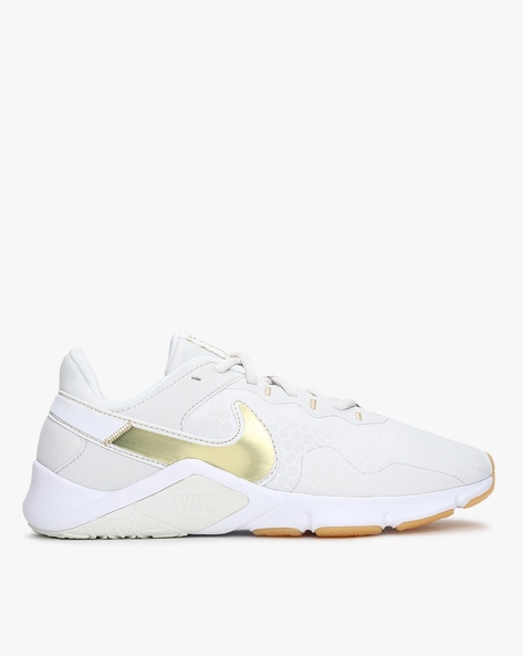 Nike legend essential online women's training shoes white