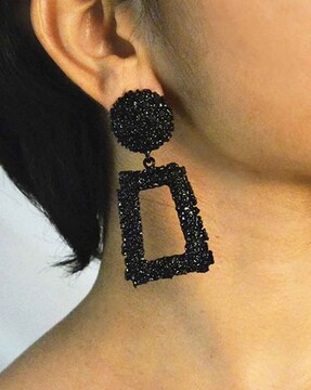 Earrings on deals black one piece